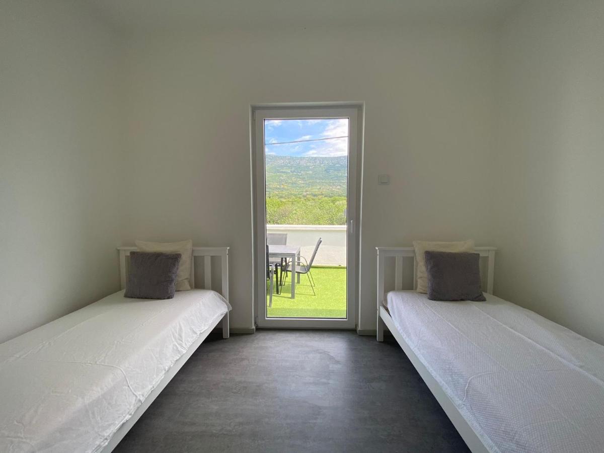 Apartment Milena Kastela Mit Whirlpool Экстерьер фото