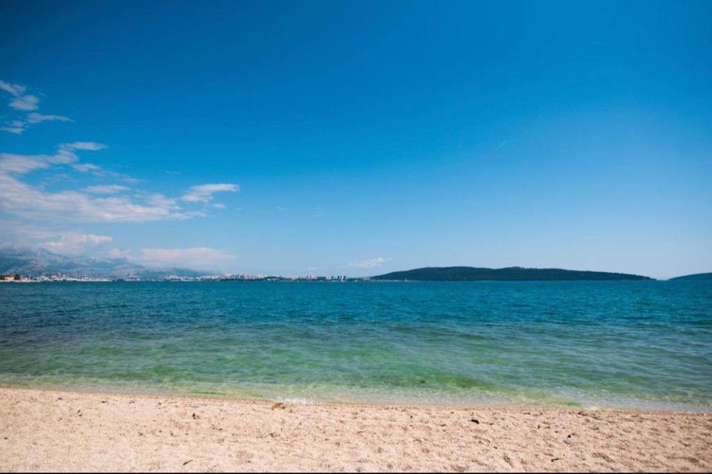 Apartment Milena Kastela Mit Whirlpool Экстерьер фото